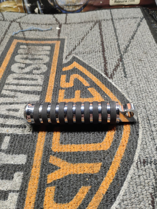 Single Harley Touring Dyna Sportster & Softail Chrome Footpeg Footrest