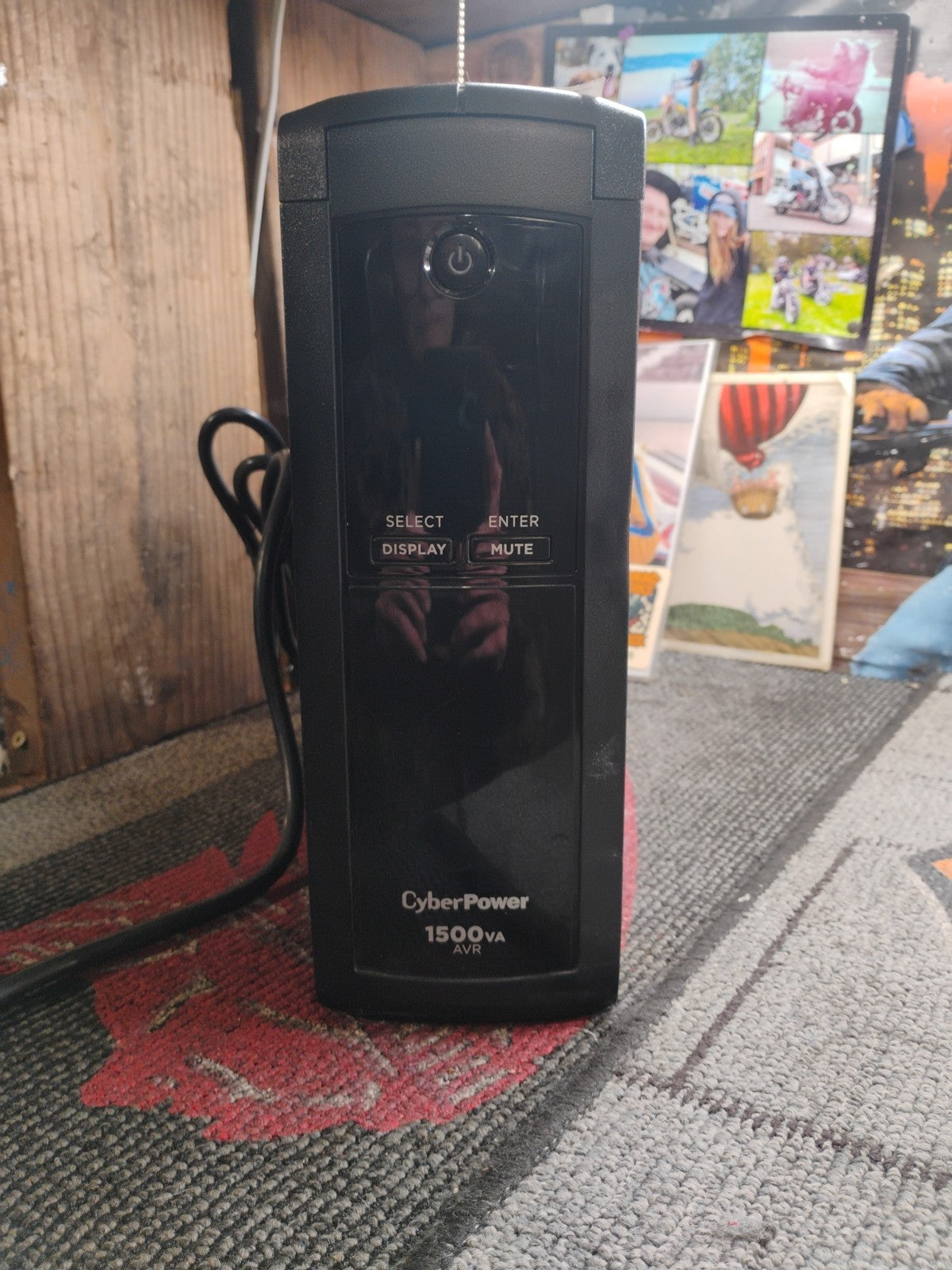 👀 CYBERPOWER 1500 VA AVR POWER SUPPLY 12 OUTLET CP1500AVRLCDA
