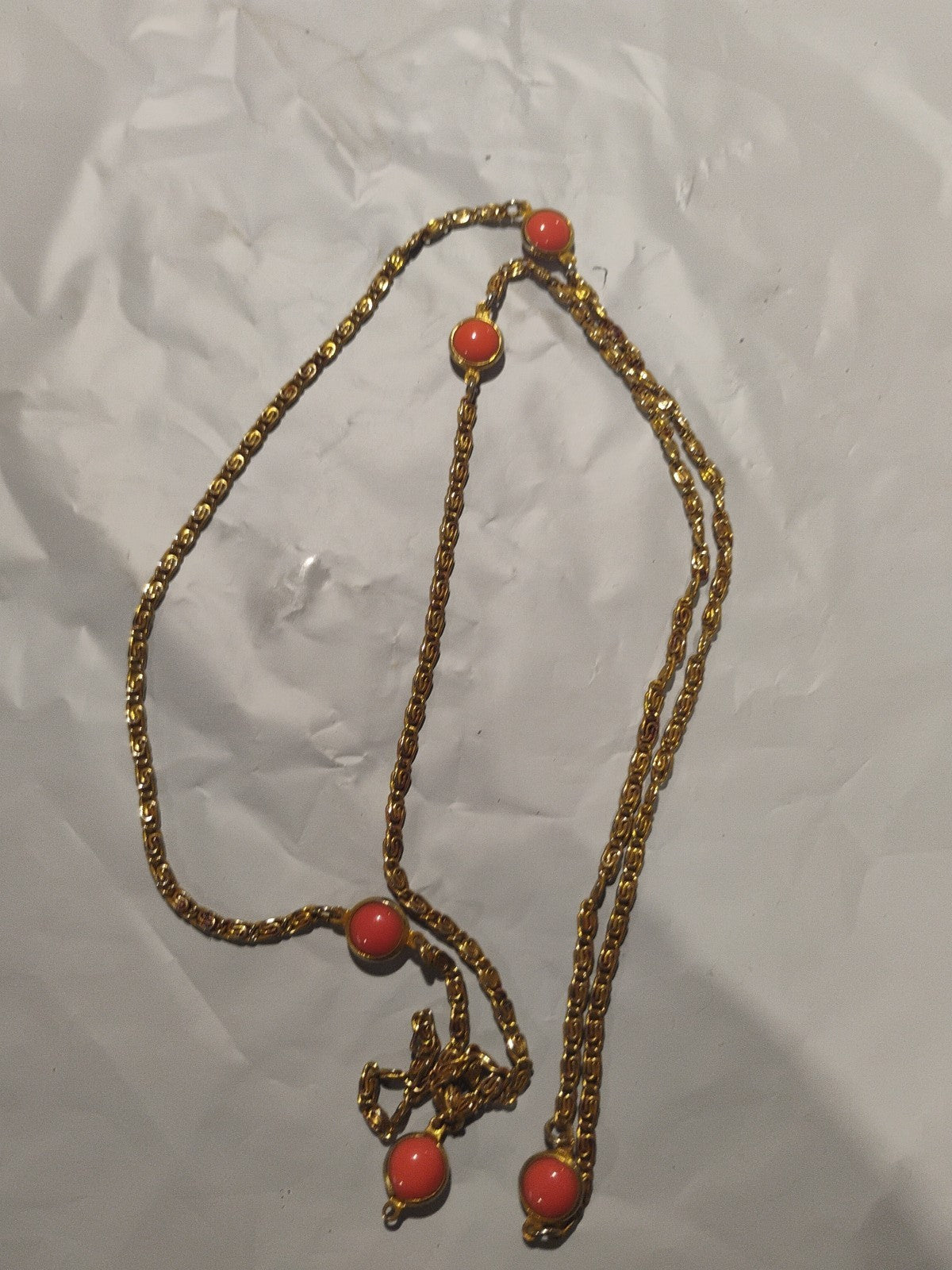 MONET CORAL & CLEAR PEACH COLORED 28in NECKLACE