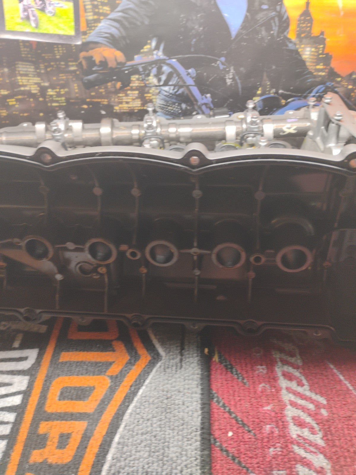 21 Triumph Rocket III 3 GT 2500 engine head valve cover cam rocker cover