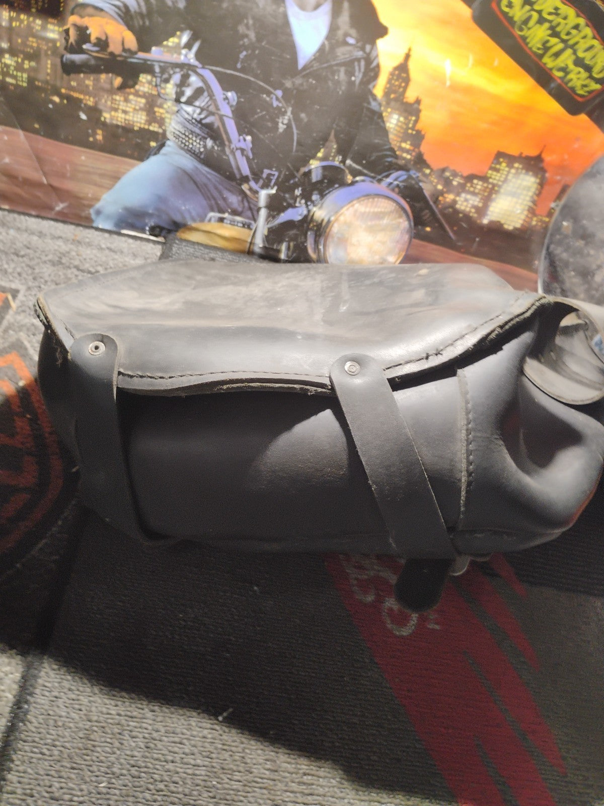 Harley Davidson Motorcycle seat bag Drag Specialties,leather, made USA,