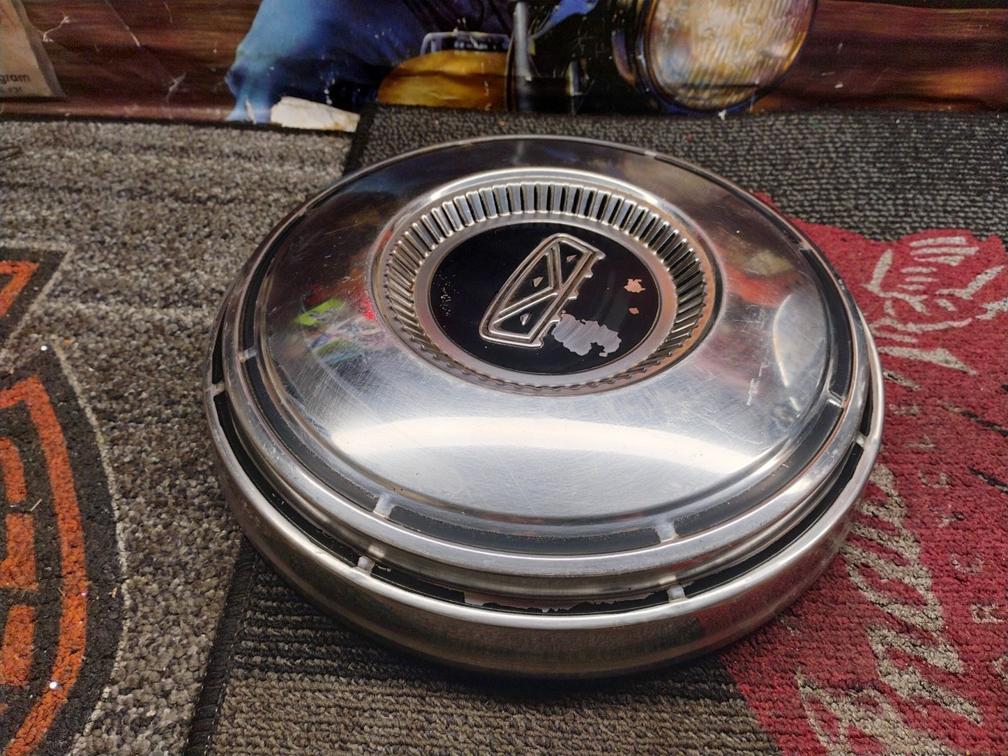 1968 1969 Ford Fairlane Torino Falcon Custom Galaxie ORIG DOG-DISH WHEEL HUB CAP
