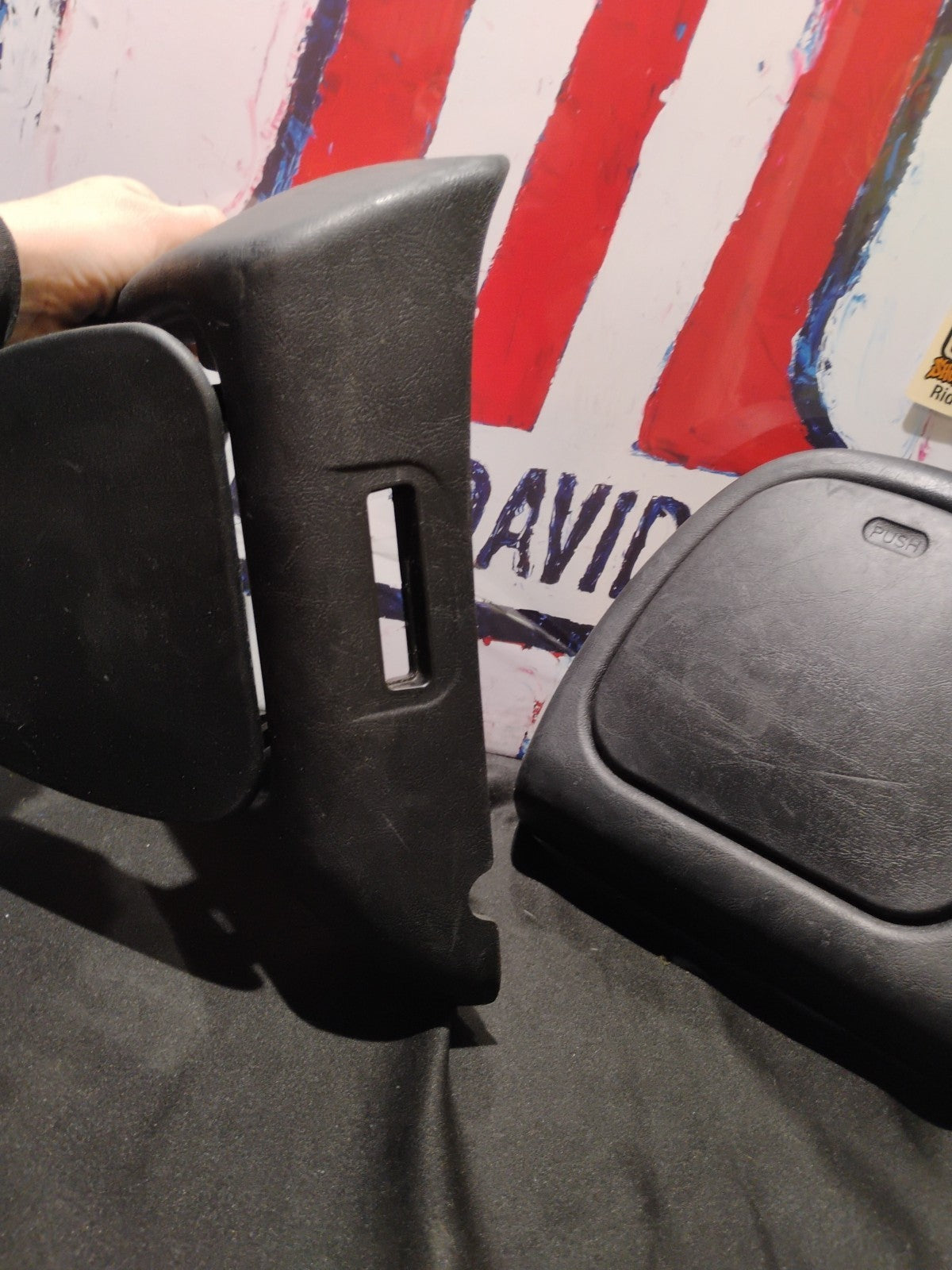 HARLEY DAVIDSON GLOVE BOX SIDE COVERS TOURING FLHTCU FLTR