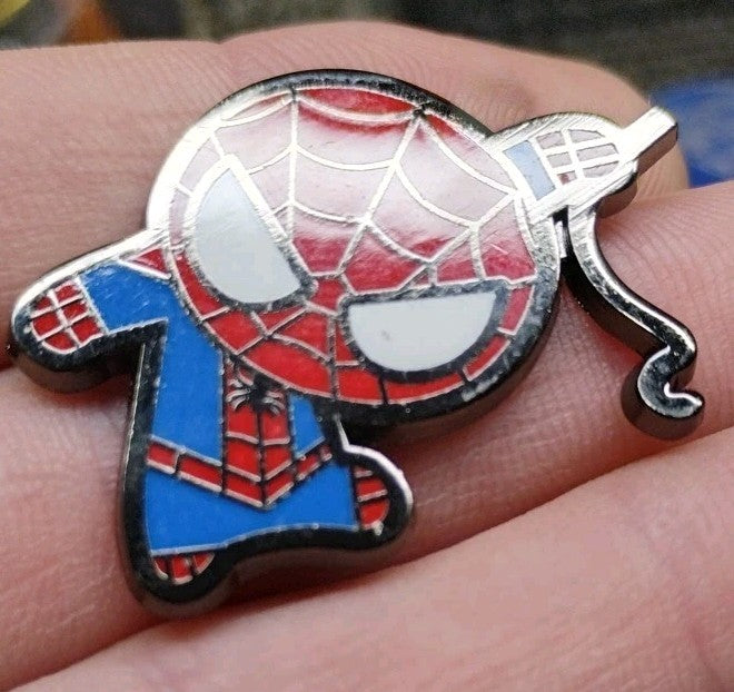 Disney MARVEL SPIDER MAN Art pin 