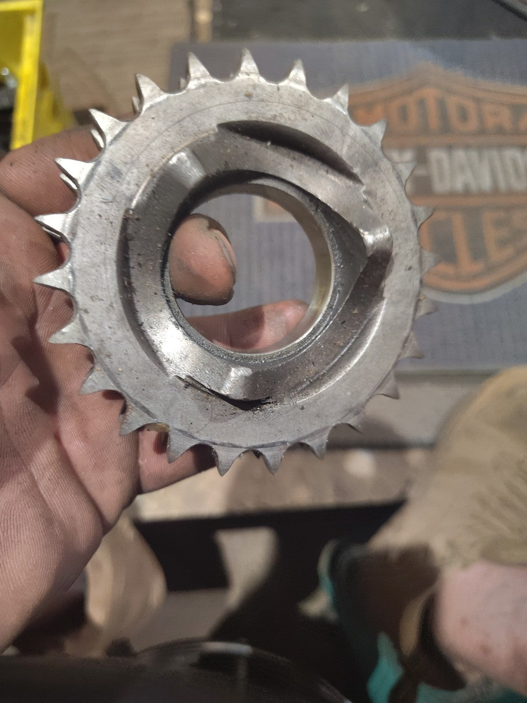 HARLEY-DAVIDSON PRIMARY CHAIN FRONT SPROCKET