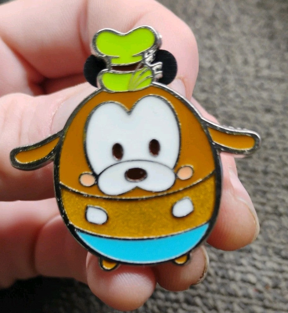 RARE Disney Hong Kong Ufufy Chubby Goofy Disney Pin 2017
