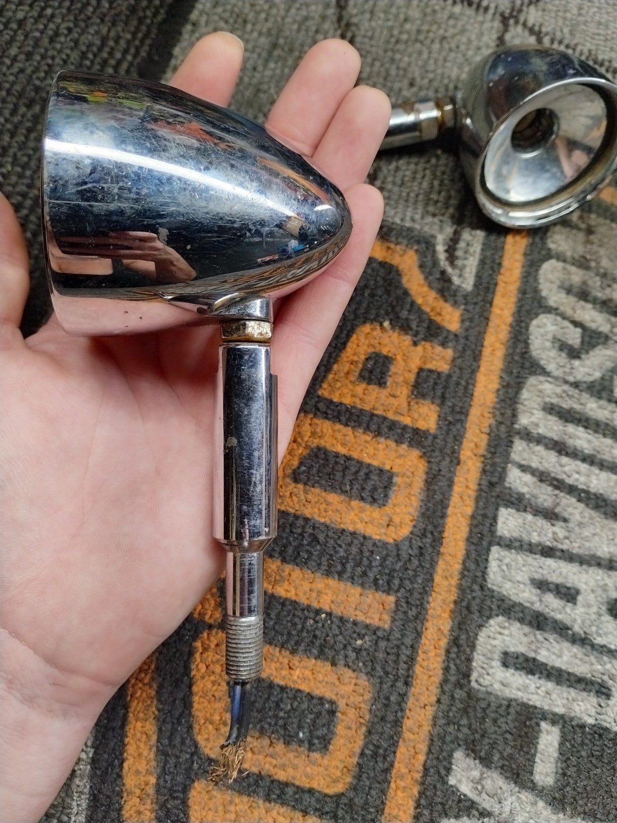 Pair Harley Davidson Bullet Turn Signals Housing and Stalks brackets