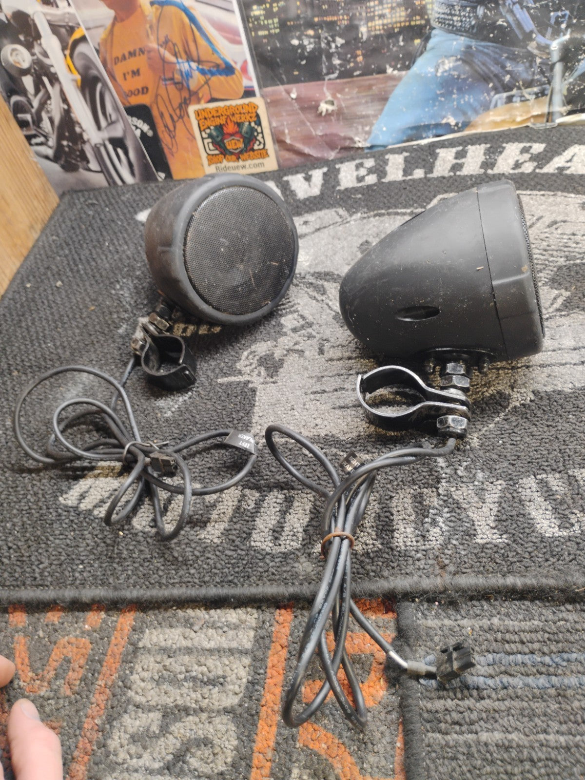 BOSS MBK420B All-terrain Bluetooth speaker pods and amplifier system Black