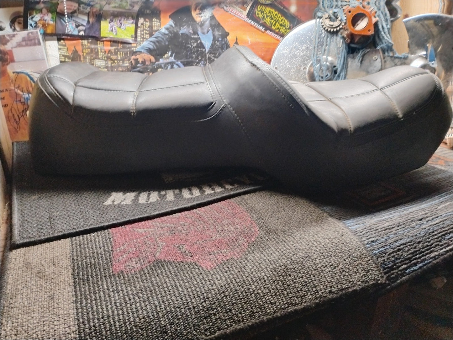 OEM Honda Goldwing GL1200 Seat Saddle Driver Passenger 1983–1987 GL 1200