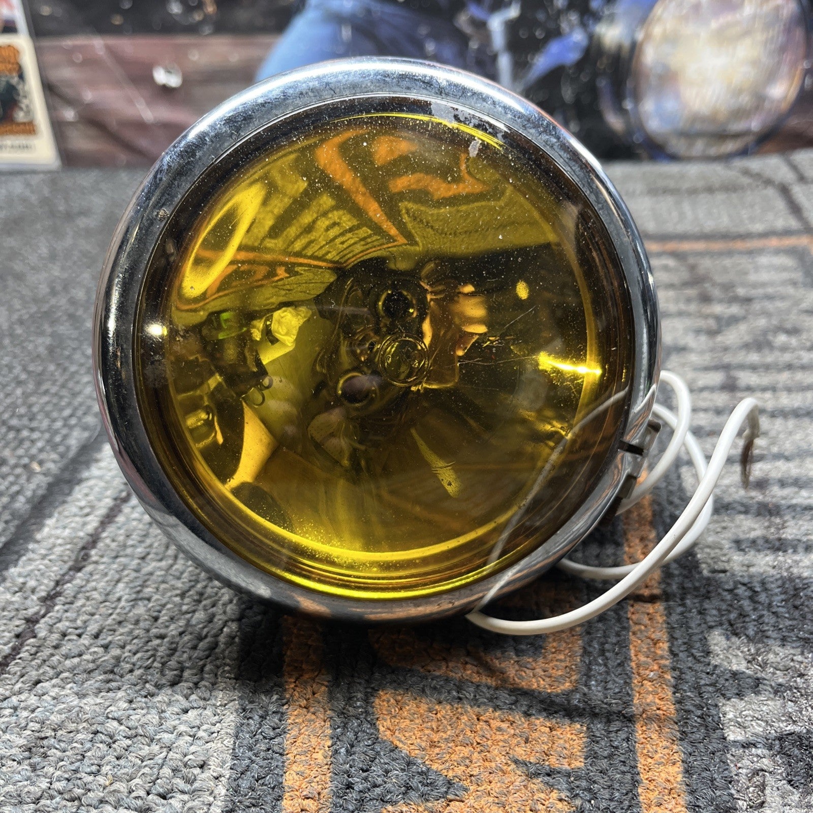 VINTAGE FOG AMBER CHROME 6 VOLT LAMP LIGHT