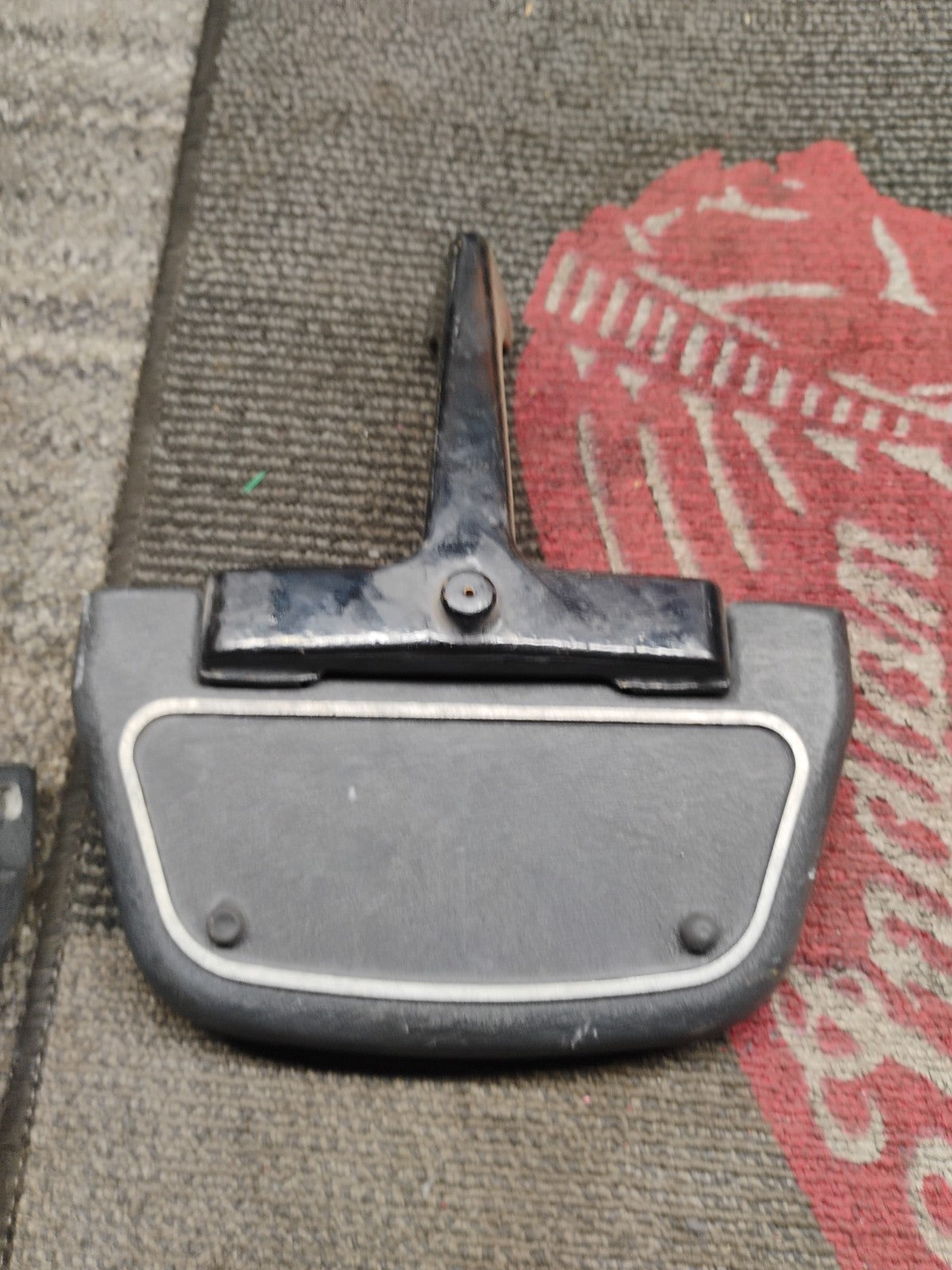 1994 Harley-Davidson Electra Glide Ultra Classic FLHTCU OEM REAR PASSENGER FOOT