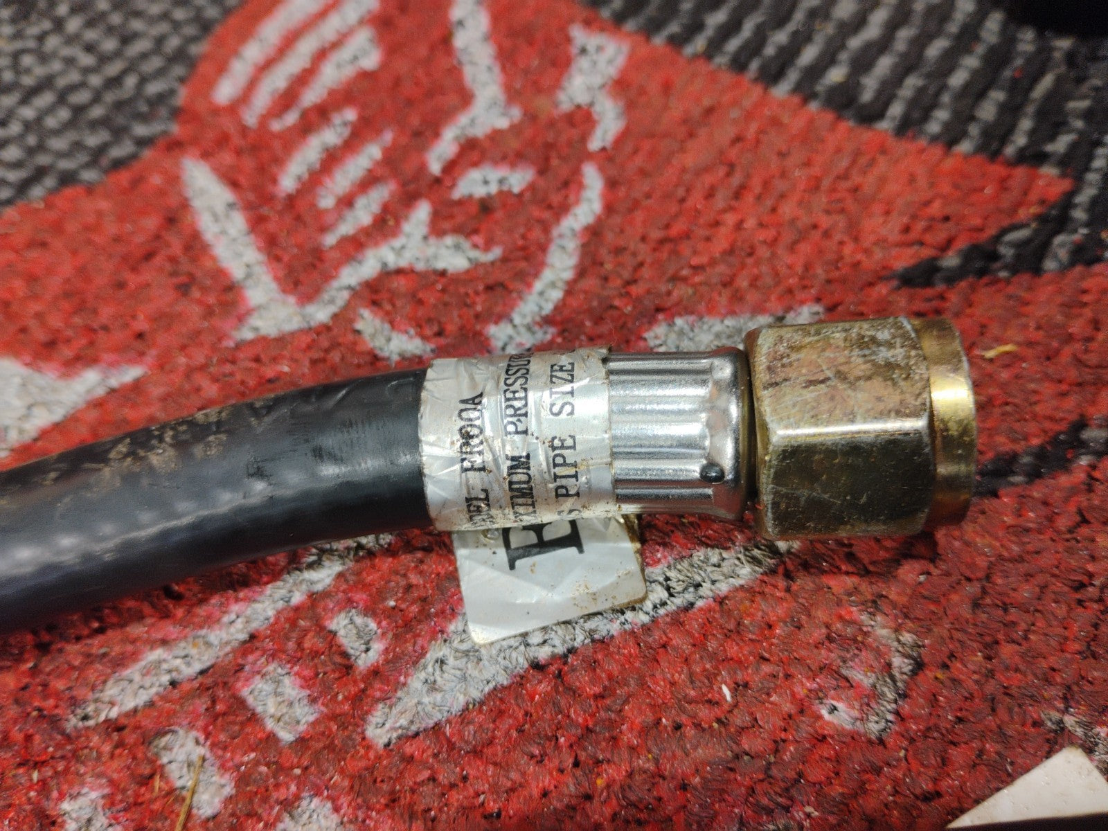 5-Foot High Pressure Propane Hose with Brass Regulator for Outdoor Appliances