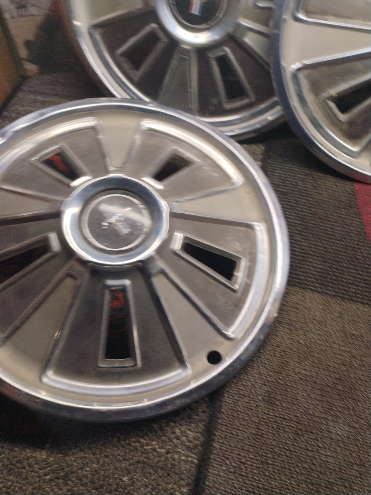 Set (4) OEM 1966 14" Ford Mustang Stainless Wheel Covers Hubcaps & Rat Rod  997