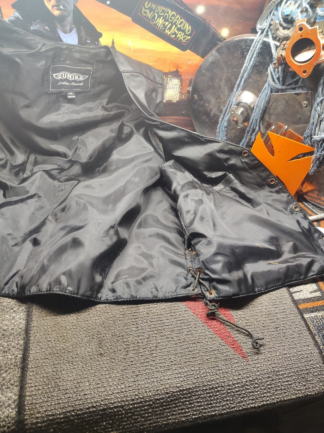 Old$ Genuine Leather Black Front Snap W/ Side Lace Up Motorcycle Vest Men's 56