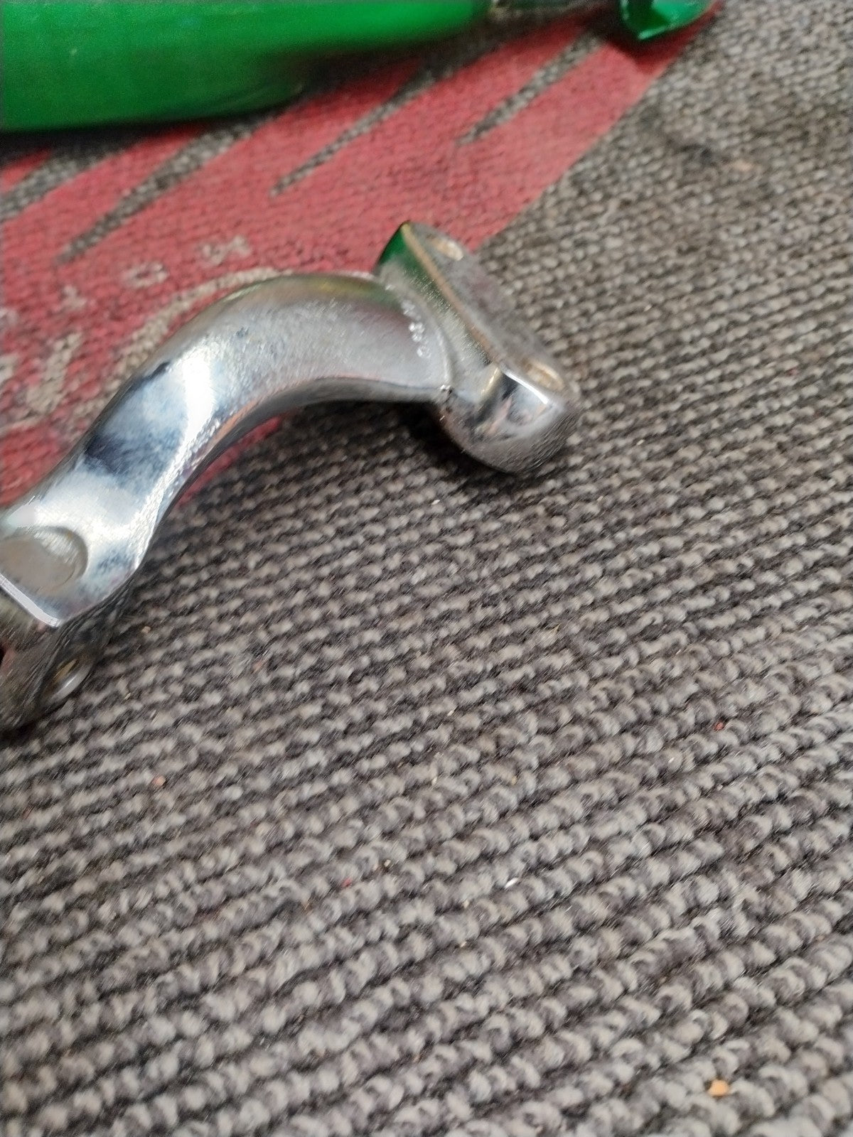 Harley Davidson Chrome Left Footpeg Footrest Mount Bracket