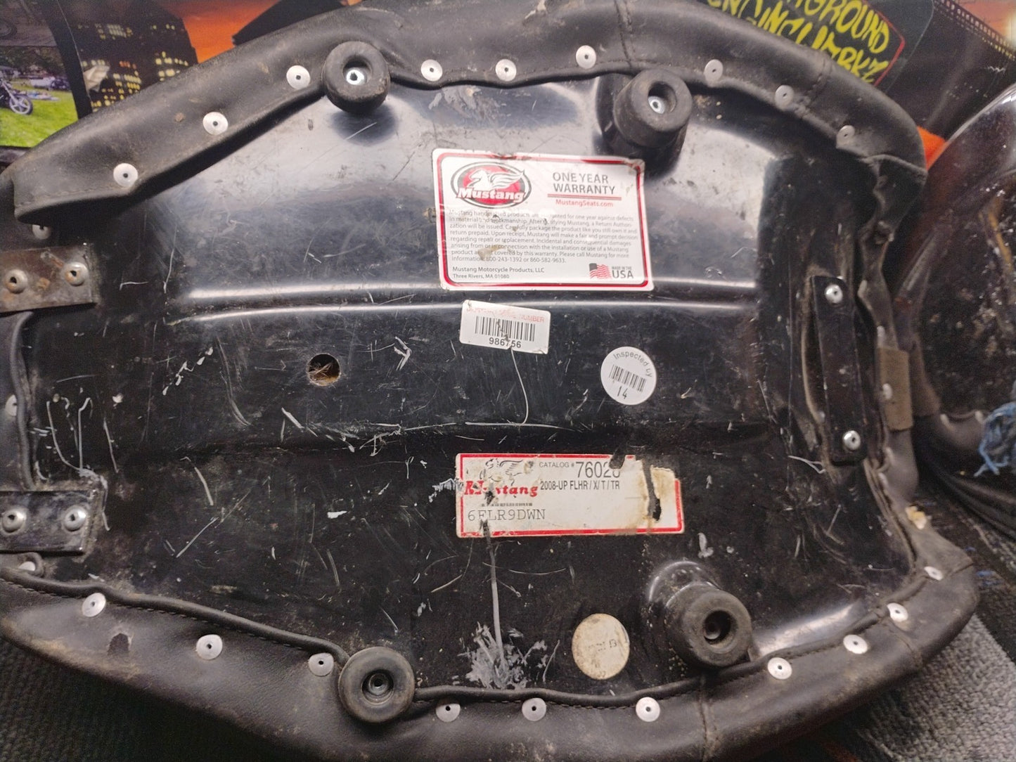 Mustang - 76028 - Studded Solo Seat, Black Studs