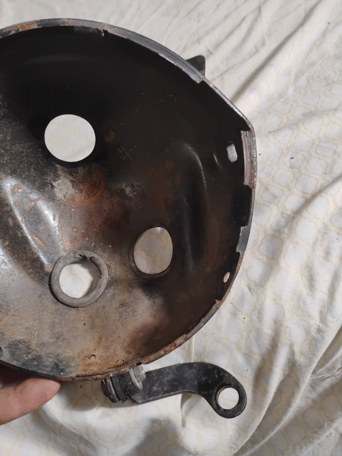 1977 Yamaha XS500 Headlight Bucket YHA-121 SAE M72