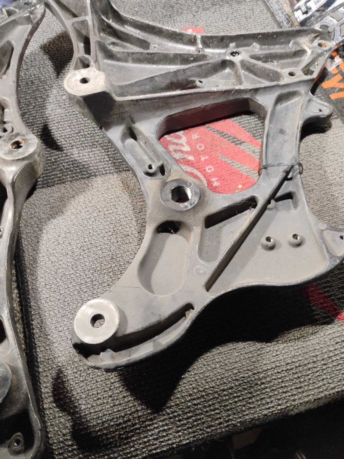 Indian Chief Chieftain & Roadmaster Left & Right Rear Subframe Support Brackets