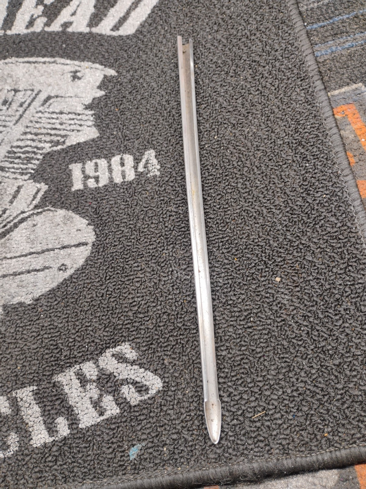 Harley-Davidson OEM Front Fender Side Trim Molding 59211-74A