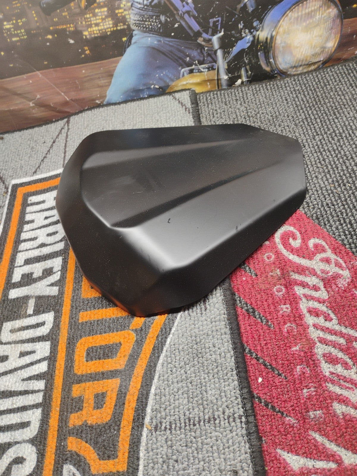 06-07 2006 Yamaha YZF R6 Black Rear Back Seat Solo Cowl Fairing Cover