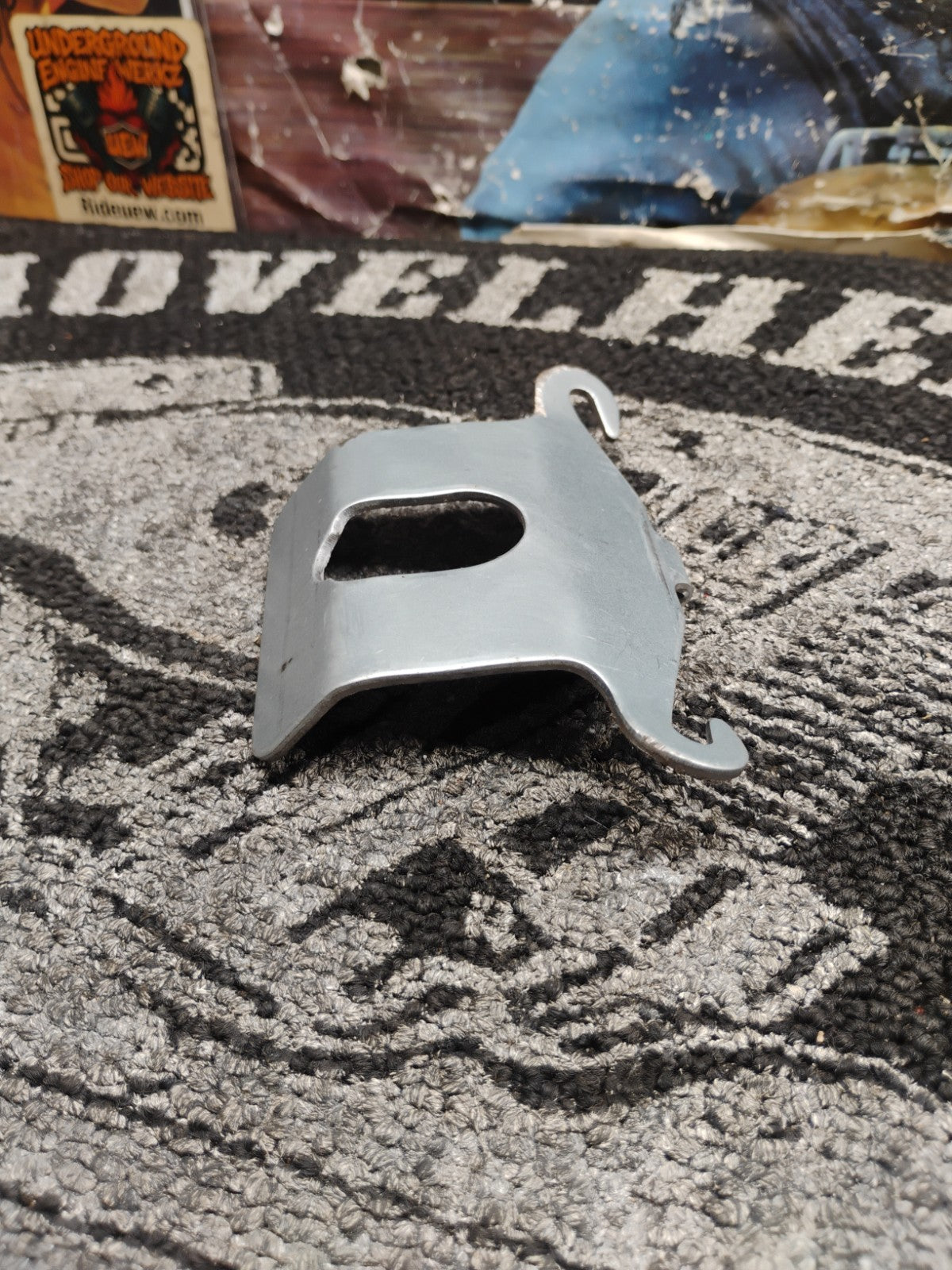 OEM Harley-Davidson Sportster Seat Mount Bracket XL883 XL1200 2004-2006