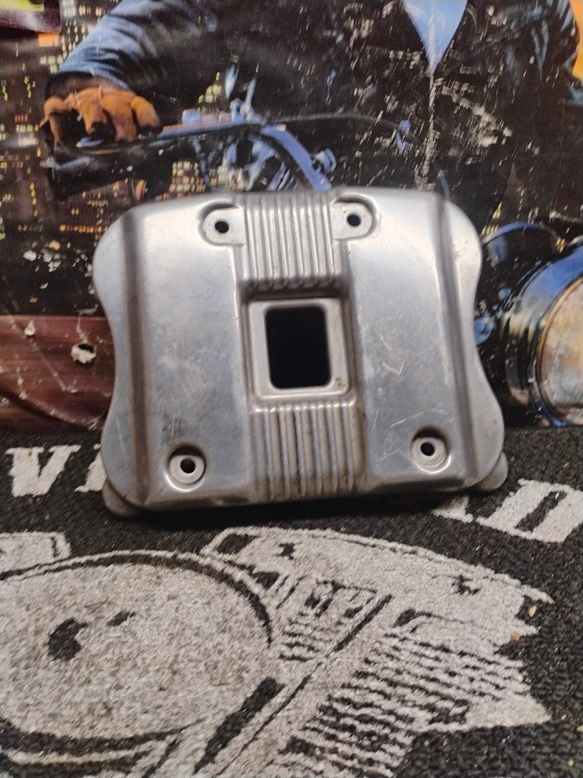 2004 Harley Davidson sportster polished rocker box  cover A2-008