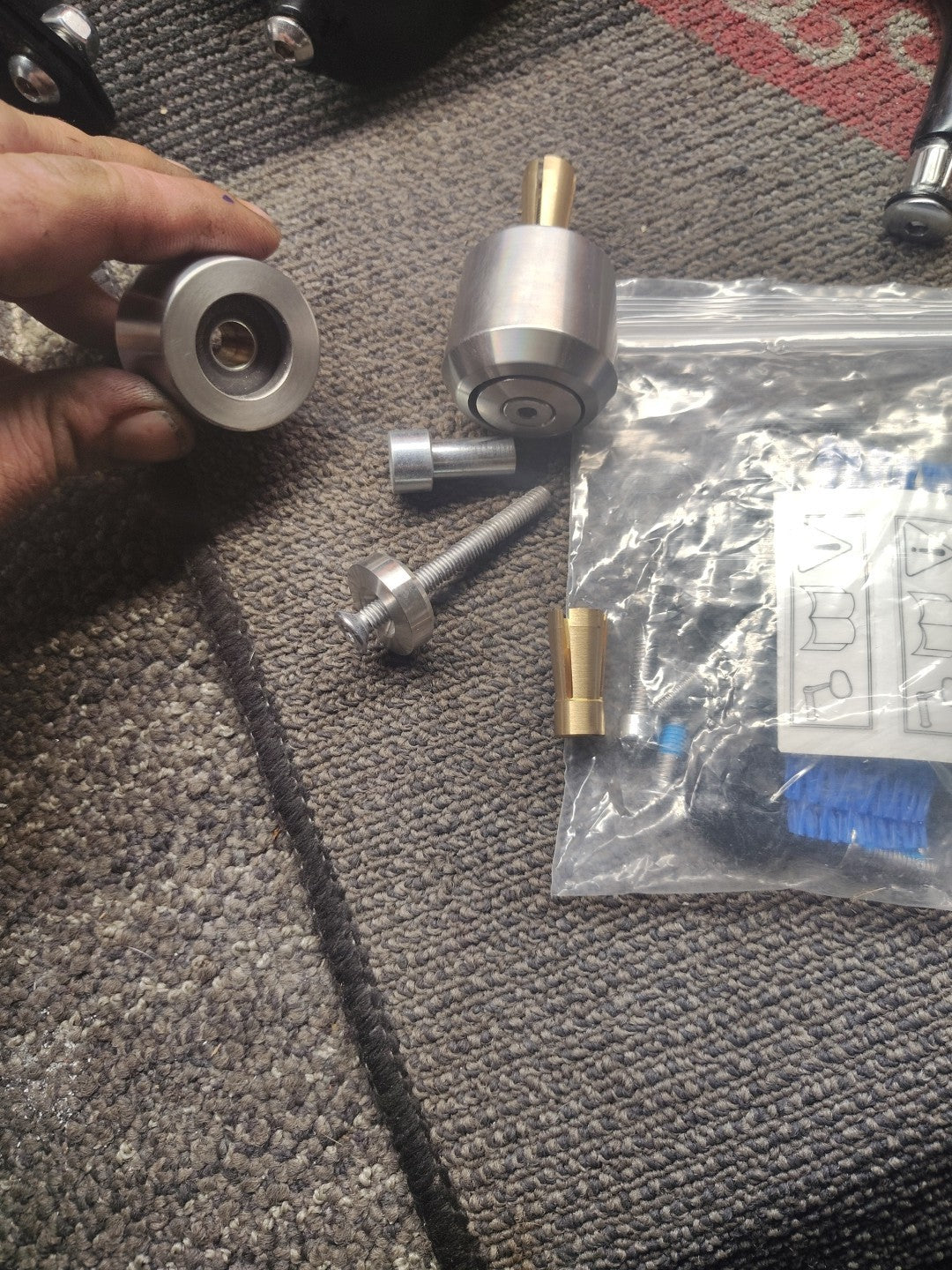 UBE-0922 Cafe Mirror Mount Oberon large universal bar end weights bar - Silver)