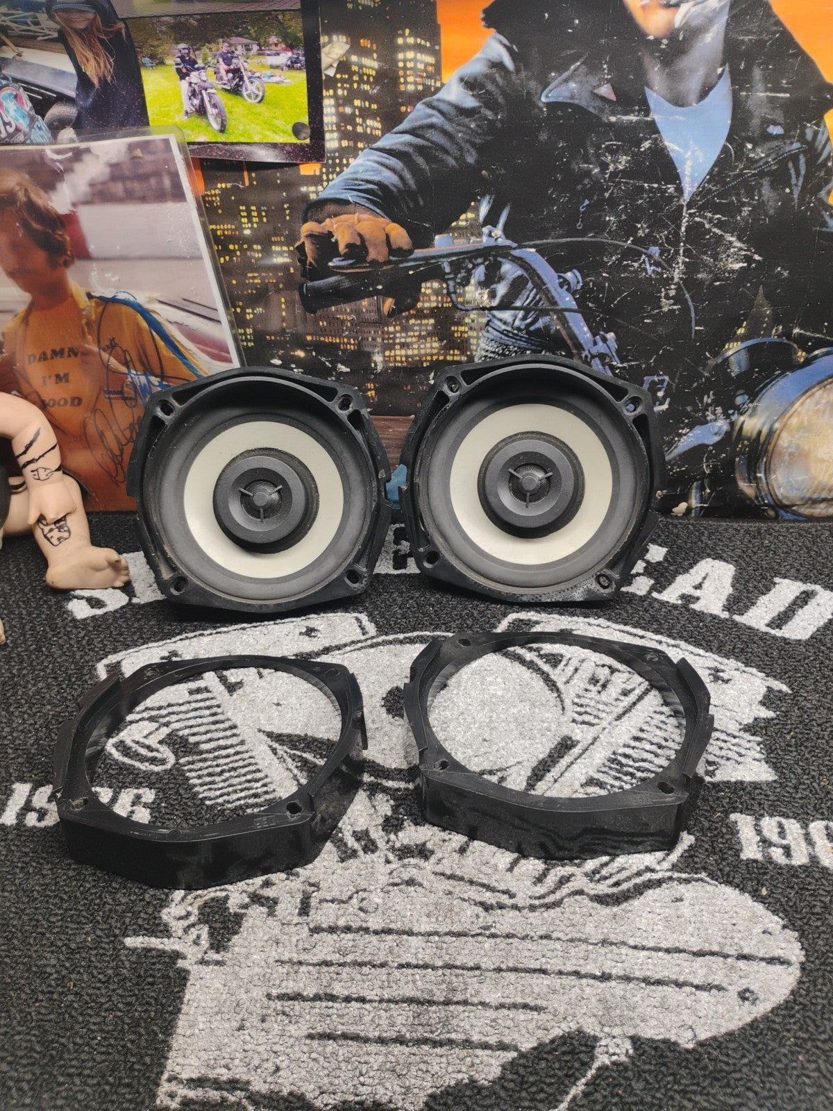 Pair Of 2007-2011 Harley Davidson FLHX Street Glide Front Audio Speakers77010-06