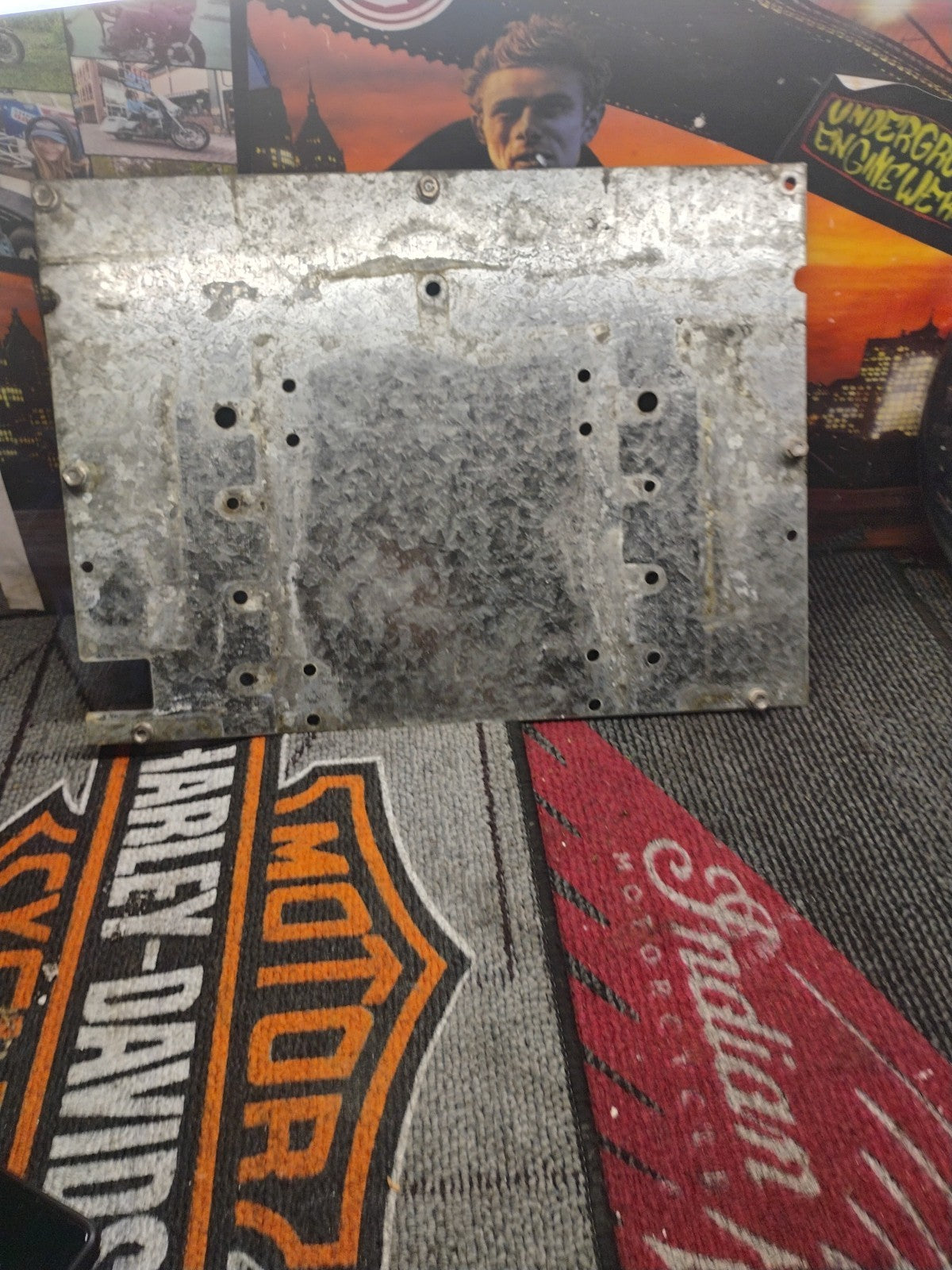 2000-2005 Harley Davidson Electra Glide LUGGAGE BOX MOUNT PLATE