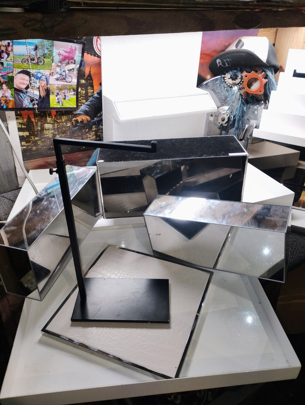  Luxury Watch,Jewelry,Perfume Michael Kors Chippenhook Fixture Store Display