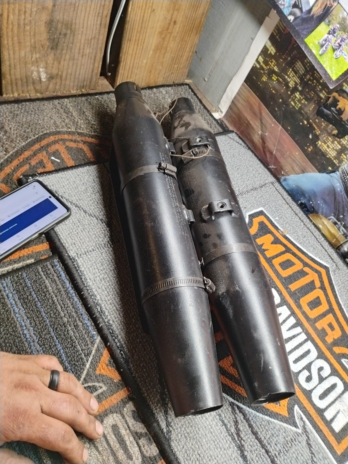 Genuine 14-23 Harley Davidson XL1200 883 Sportster Slash Cut Slip On Muffler Set