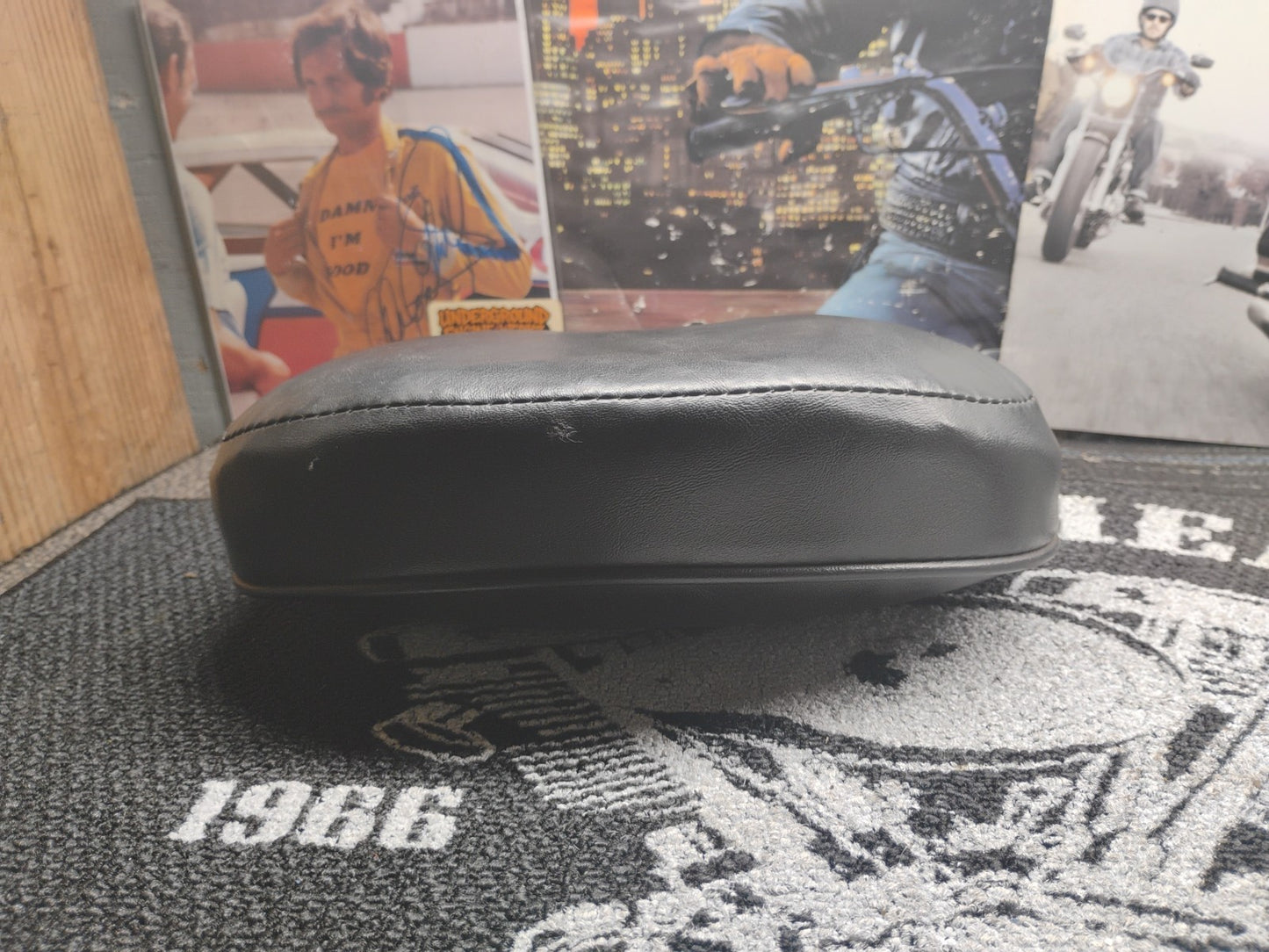 HARLEY DAVIDSON TOURING DRIVERS BACK REST STUDDED SIDES