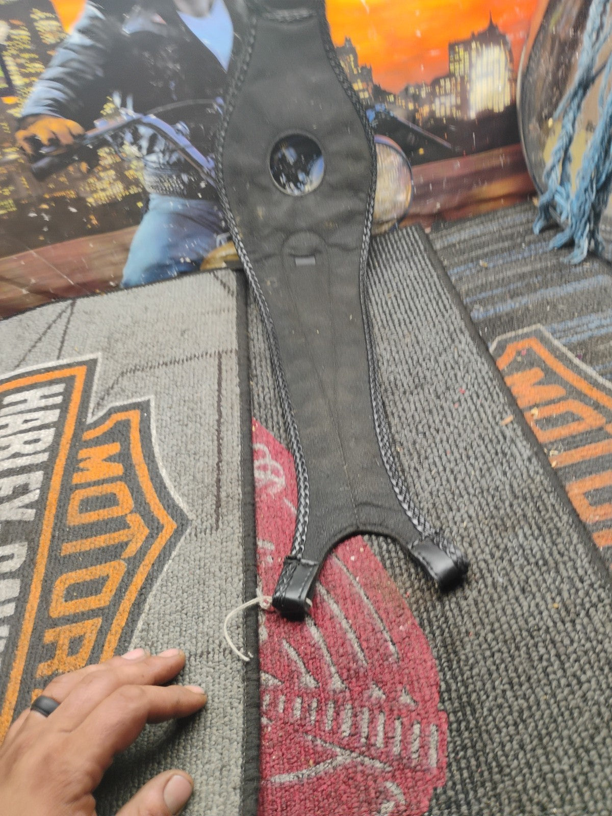 04-19 Harley Davidson Sportster Mustang Tank Bib 