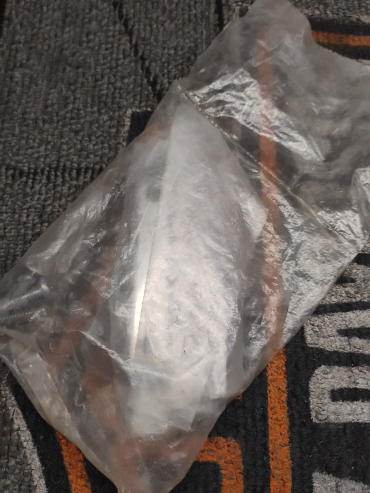 Harley Davidson Passenger Back Rest Kit J00218 New Oem Chrome