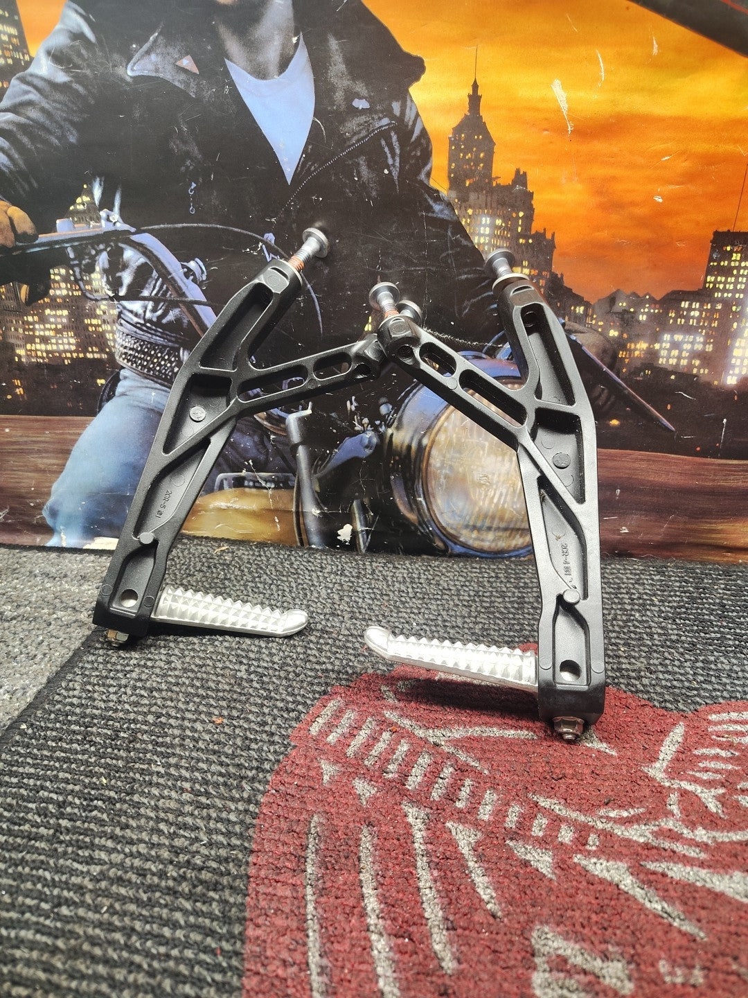 17-20 2018 YAMAHA YZF R6 AFTERMARKET REAR BACK PASSENGER PEG SET PAIR