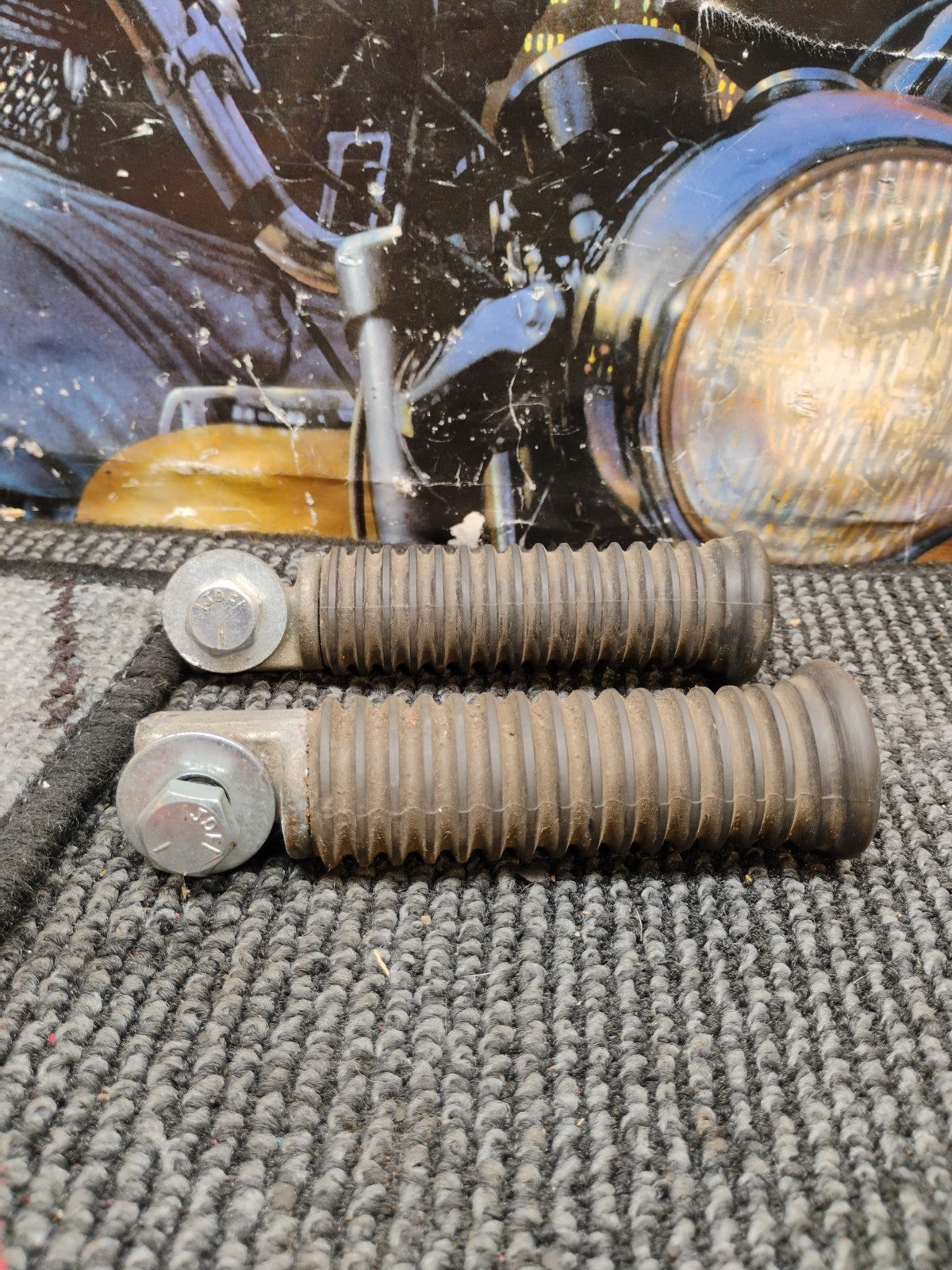 Harley Davidson OEM Foot Pegs Foot Rests Set 2000 & Up Softail 1986 & Up Touring