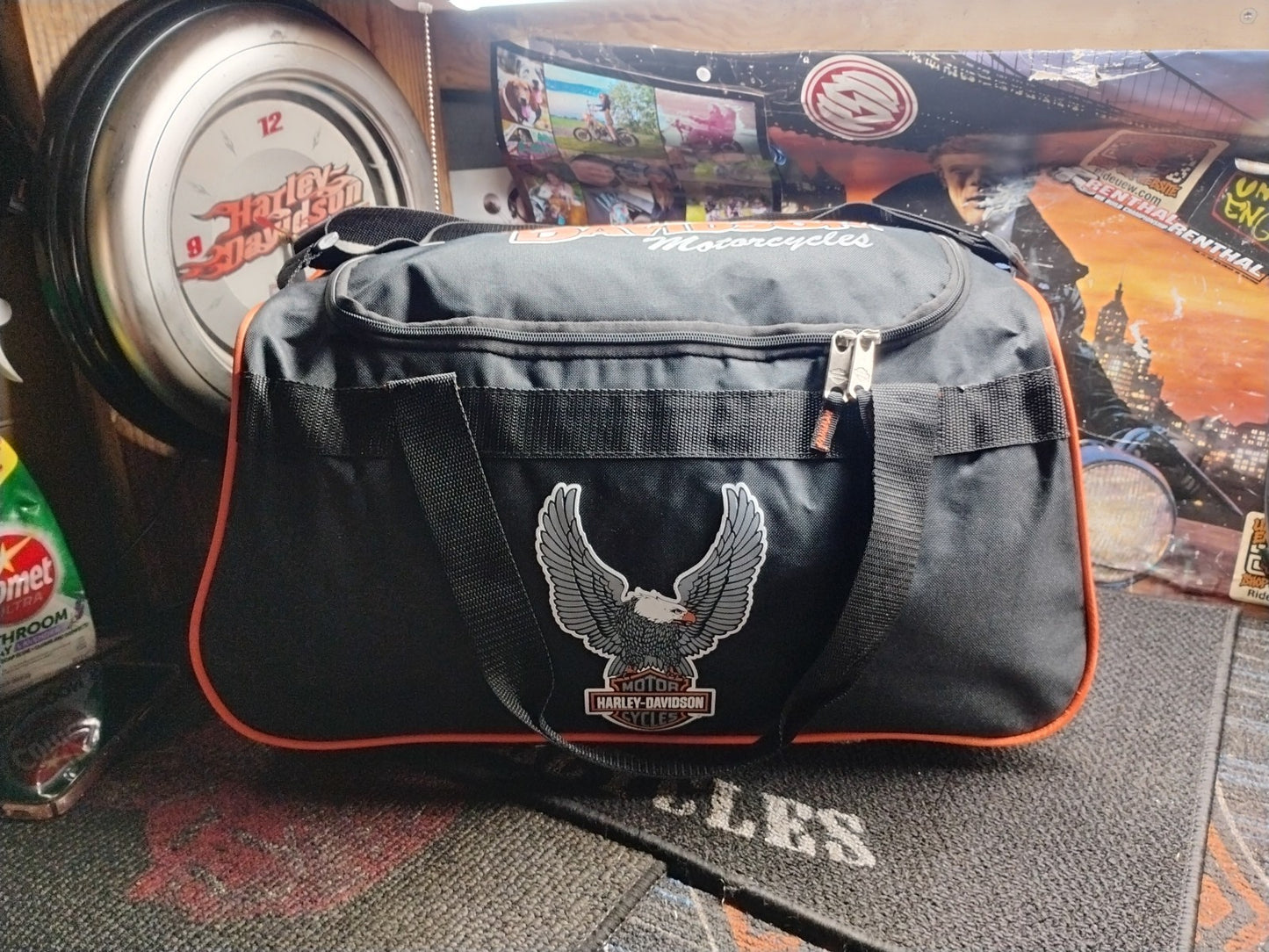 HARLEY DAVIDSON MOTORCYCLES LIGHTWEIGHT LOGO TRAVEL CARRY BAG SIZE MEDIUM 