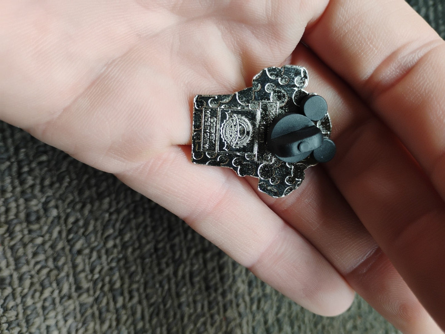 DISNEY 2013 TRADING PIN HIDDEN MICKEY 1 OF 20 CHARACTER CHASER POPCORN MICKEY