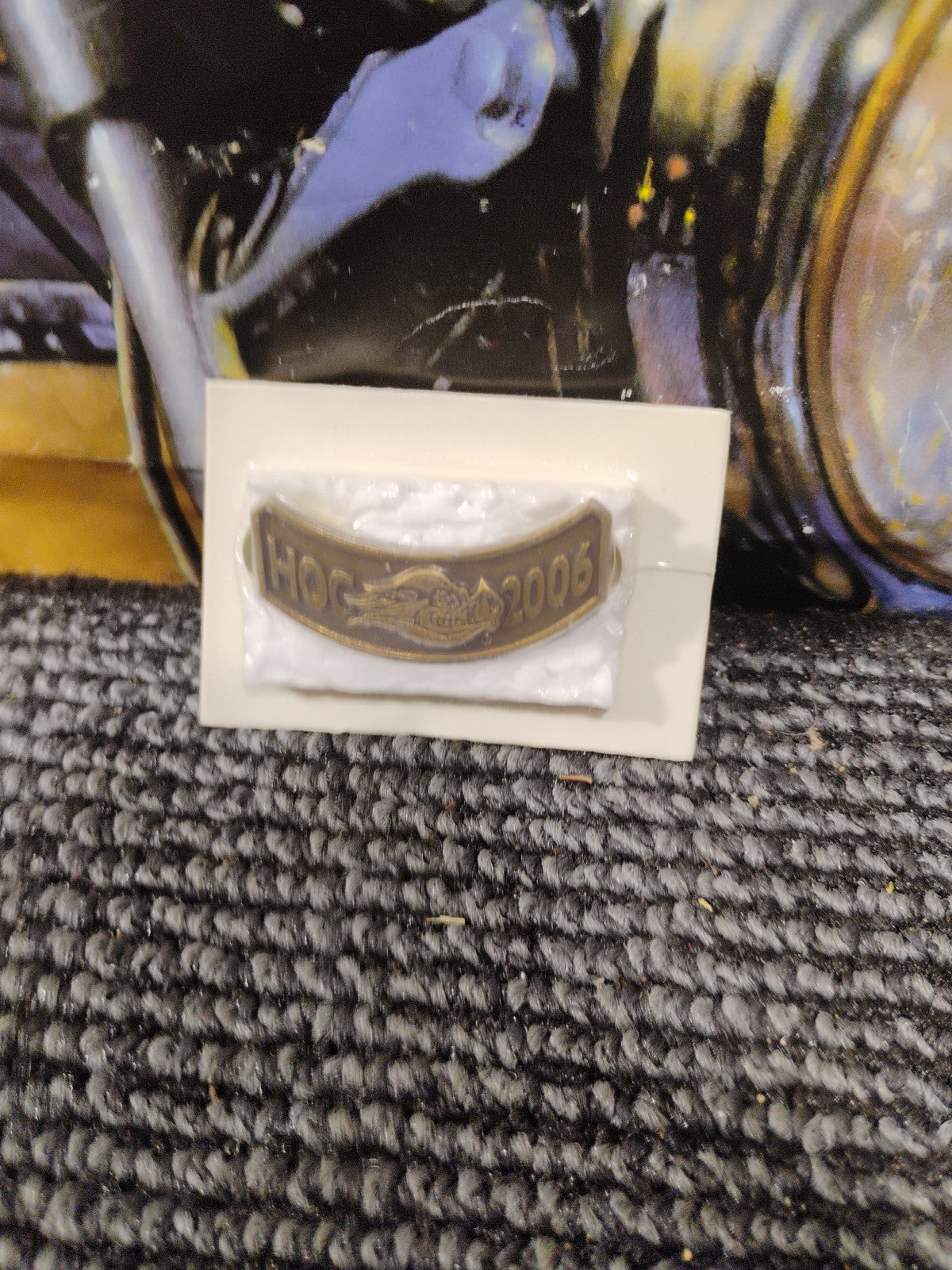 Harley Davidson Owners Group HOG 2006 Rocker Pin Lapel Brass Color Motorcycle 