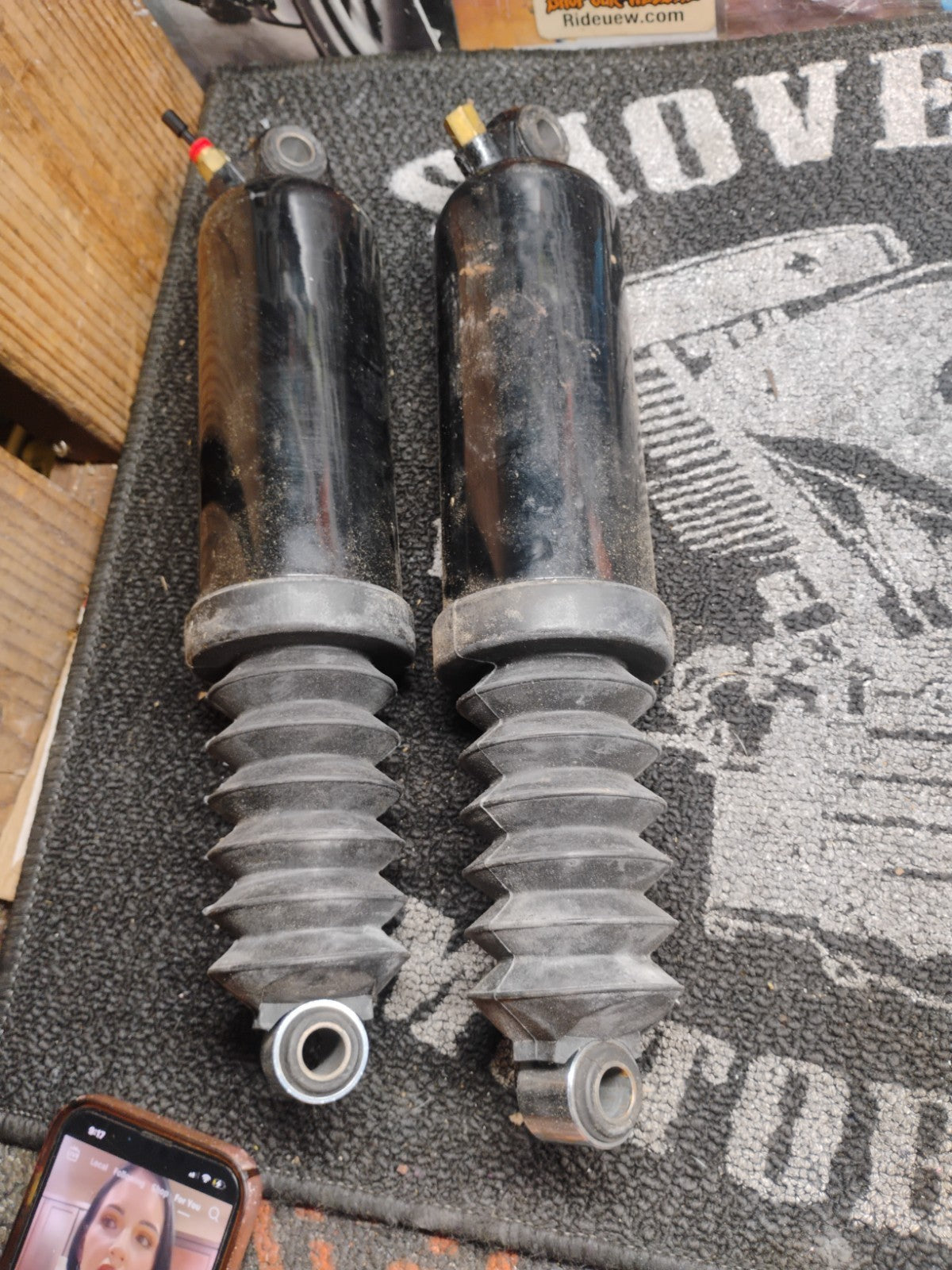 Genuine Harley Davidson air shock 54565-97 dealer removed from new bike