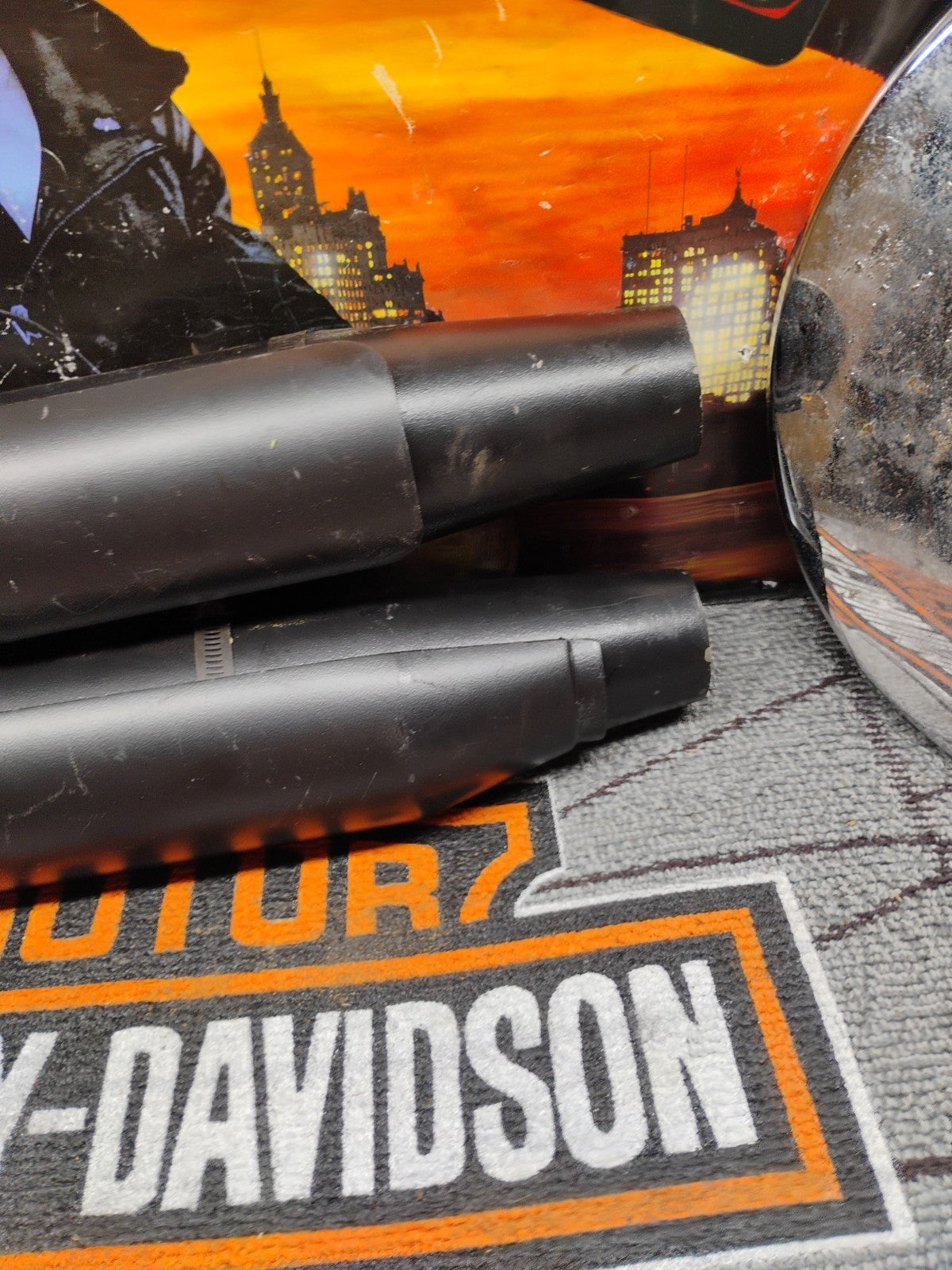 Genuine 14-23 Harley Davidson XL1200 883 Sportster Slash Cut Slip On Muffler Set