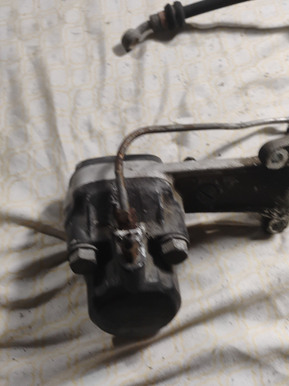 1973 HONDA CB500K2 CB500 (#440) FRONT BRAKE CALIPER 