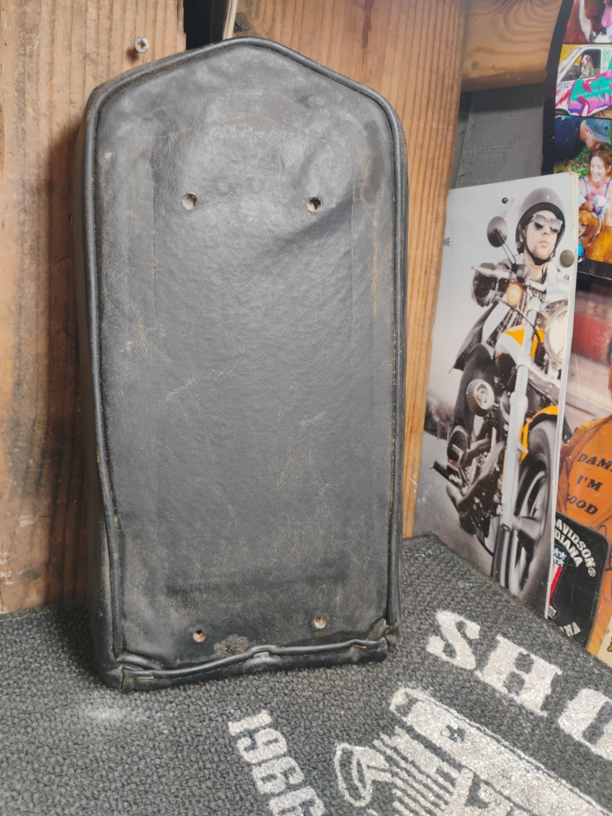 Vintage Harley-Davidson AMF Sissy Bar Backrest Pad Chopper Bobber Black