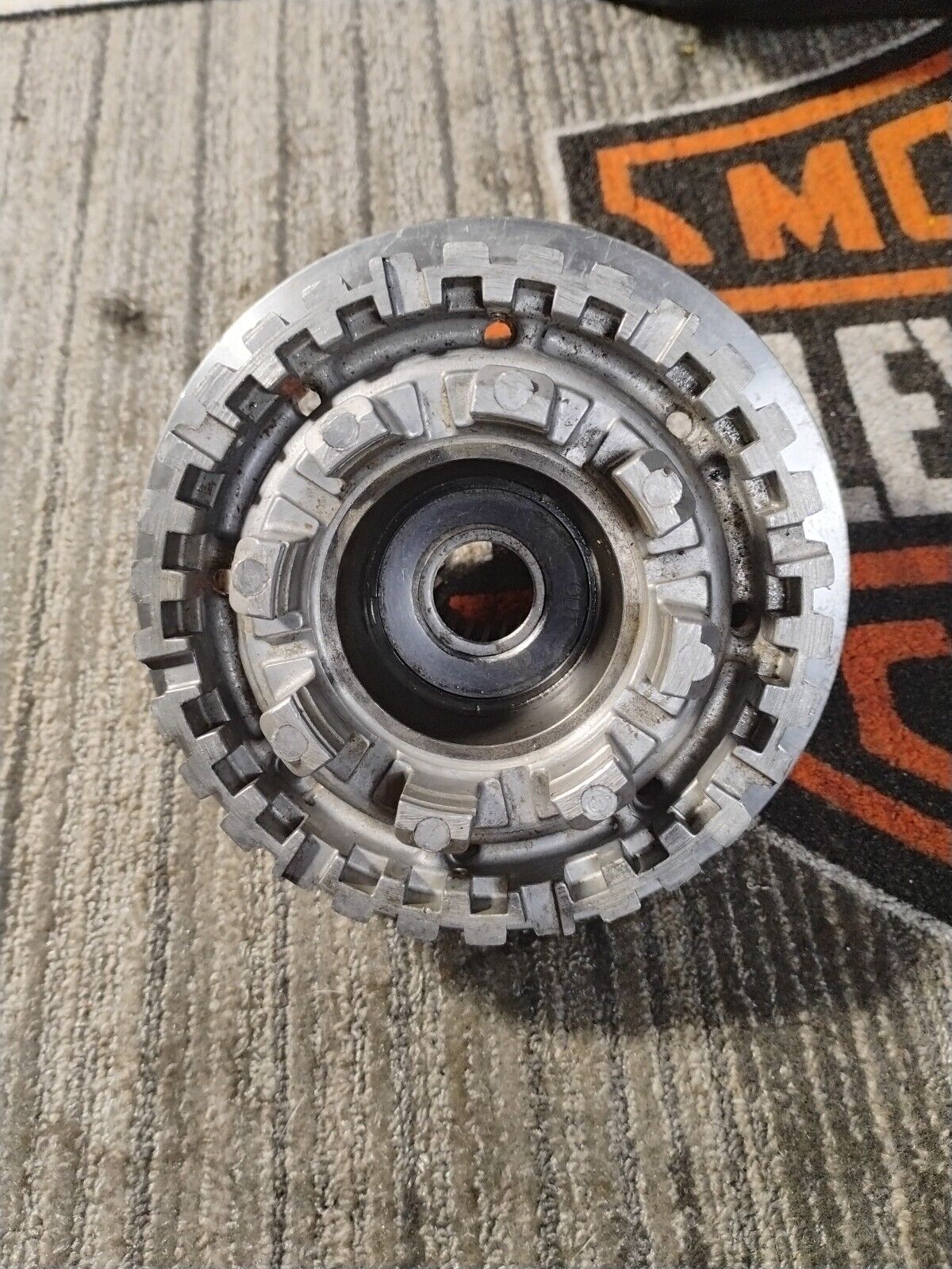 Clutch Hub Harley Davidson 37550-90A 1995 HD DYNA FXDS Oem