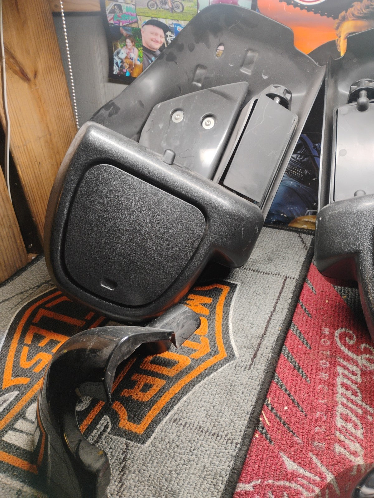 Harley 14-23 Touring Vented Lower Leg Fairing Glove Box