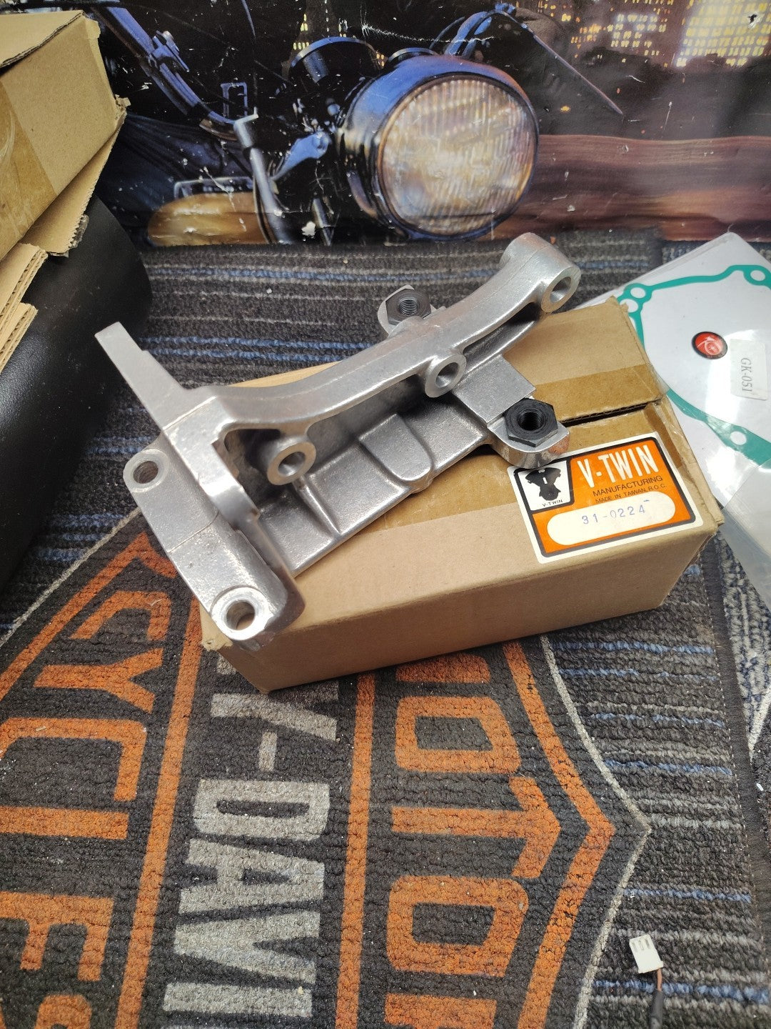 Rear Motor Mount for Harley Sportster XLH Models 1982-1990 4-Speed