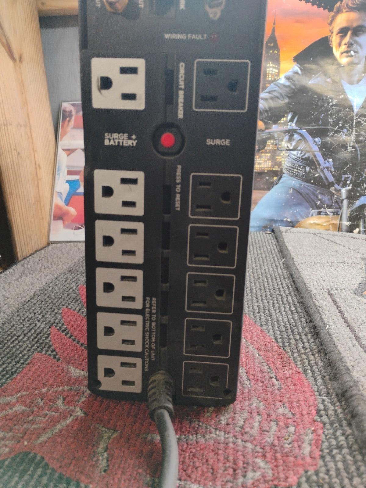 👀 CYBERPOWER 1500 VA AVR POWER SUPPLY 12 OUTLET CP1500AVRLCDA