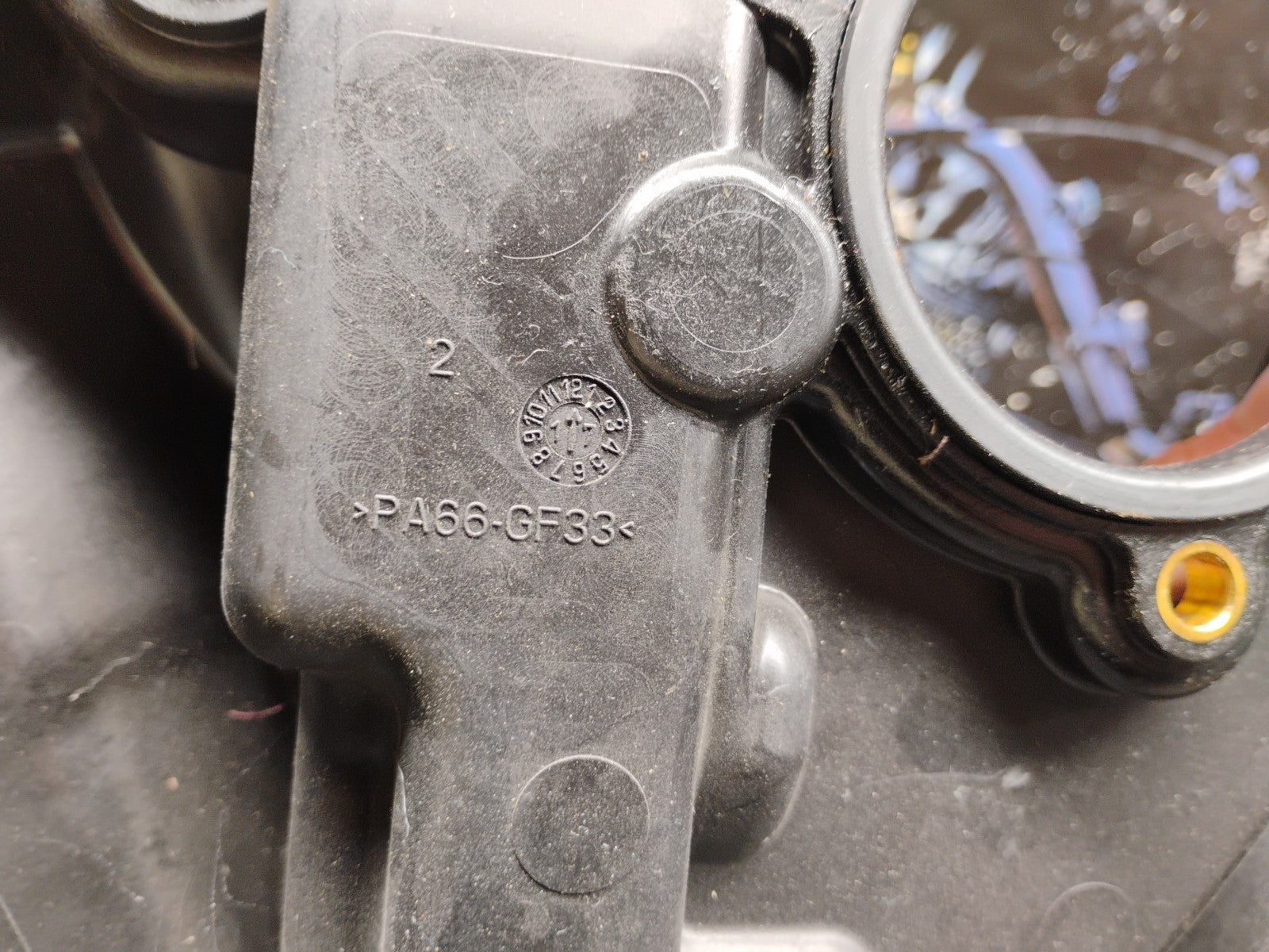 Harley Davidson Milwaukee 8 Touring OEM Air Filter Cleaner Back Plat #46