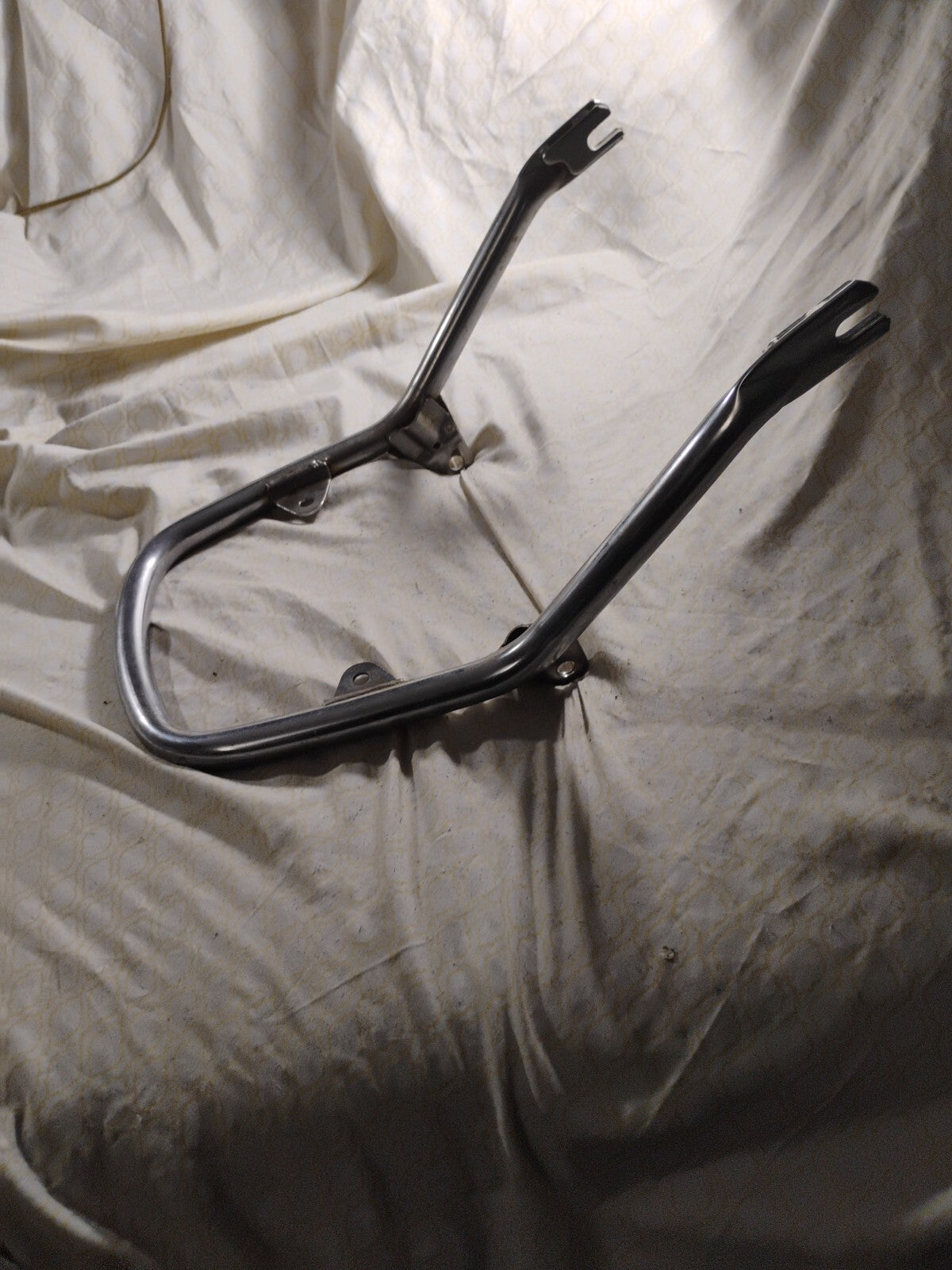 74 YAMAHA SPECIAL XS650 XS 650 REAR FENDER STAY 