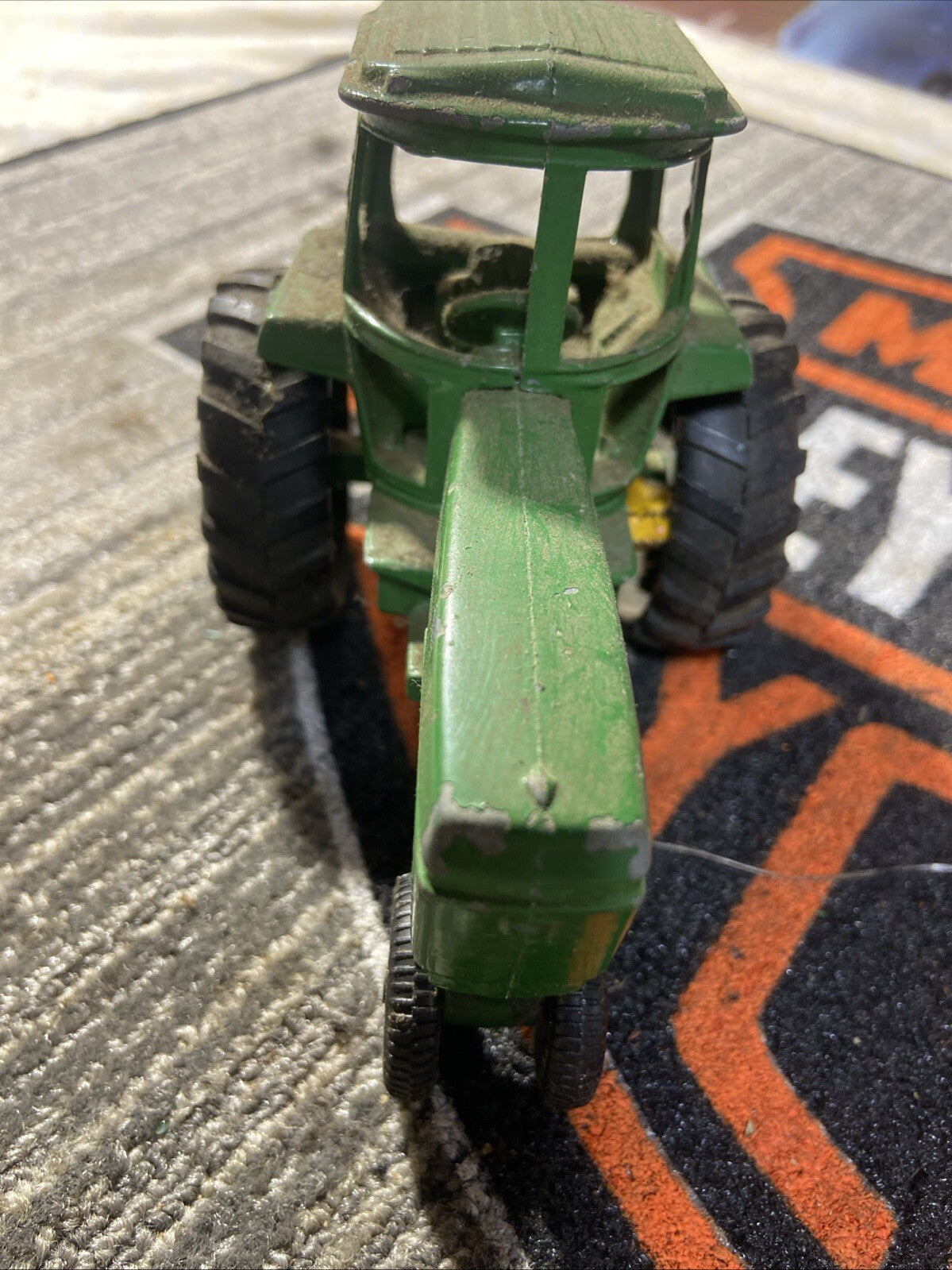 Ertl John Deere Metal Farm Toy Tractor